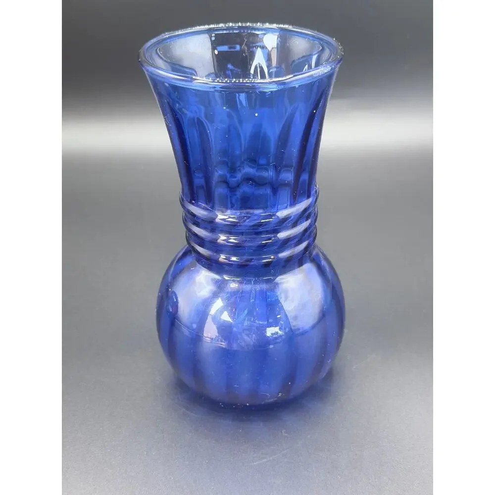 Vintage Indiana Glass Cobalt Blue Swirl Ribbed Ring Bud Vase 6.75 Inch